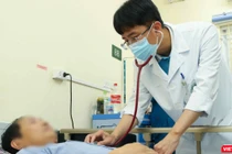 Trung tâm đột quỵ Bệnh viện Bạch Mai quá tải vì bệnh nhân tăng mạnh