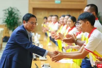 Thủ tướng gặp gỡ 100 người hiến máu tiêu biểu của năm 2023.