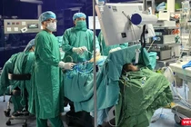 Phẫu thuật cắt u tá tụy cho cụ ông 96 tuổi, bác sĩ BV Xanh Pôn vượt qua kỷ lục thế giới ở Trung Quốc