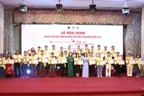 Tôn vinh 100 người hiến máu tiêu biểu: Có người hiến máu 124 lần