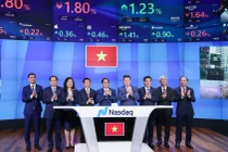 Thủ tướng Phạm Minh Chính rung chuông mở cửa phiên giao dịch ngày 22/9 của sàn chứng khoán Nasdaq (Ảnh: VGP)