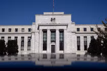 Cơ hội để Fed 'hạ cánh mềm' nền kinh tế Mỹ tăng lên sau báo cáo việc làm tháng 8 (Ảnh: Internet)