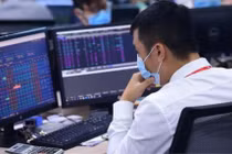 Các quỹ ETF đầu tư vào cổ phiếu Việt Nam bị rút ròng hơn 1.400 tỉ đồng trong 2 tuần