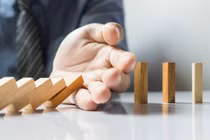 Nguyên tắc 'cắt lỗ' trong chứng khoán: Các huyền thoại đầu tư làm thế nào?