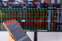 Rủi ro từ huy động tiền gửi “trá hình” của các công ty chứng khoán 