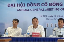 Ông Nguyễn Văn Tuấn (giữa) không còn là Thành viên HĐQT Viglacera. Ảnh: HT 