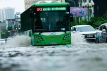 Miền Bắc mưa to và dông, có nơi trên 350 mm