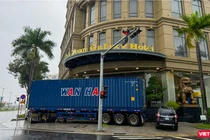 Đường Như Nguyệt (TP Đà Nẵng) bị sóng đánh hư hỏng