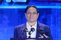 Thủ tướng: Chuyển đổi số ngân hàng đã mang lại nhiều tiện ích cho người dân