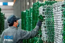 Loạt 'đại gia' thép bị ngân hàng rao bán nợ