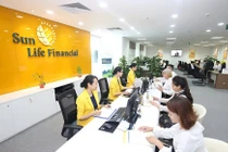 Sun Life Việt Nam lỗ ròng 10 năm, đại lý "bốc hơi" hơn 50%