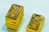 Vì sao 4 ngân hàng lớn chỉ bán mà không mua lại vàng?