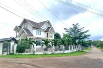 Nhiều tin đồn về việc giá đất gần nhà ông Thích Minh Tuệ tăng mạnh