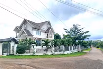 Nhiều tin đồn về việc giá đất gần nhà ông Thích Minh Tuệ tăng mạnh