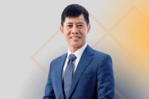 Bị can Nguyễn Duy Hưng, Chủ tịch HĐQT Công ty CP Tập đoàn Thuận An và Nguyễn Văn Thạo, Giám đốc Ban QLDA Đầu tư xây dựng các công trình giao thông, nông nghiệp tỉnh Bắc Giang