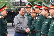 Thủ tướng làm việc với Viettel về công nghiệp quốc phòng công nghệ cao