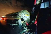 Nguyên nhân tai nạn hai xe khách trên cao tốc khiến 3 người tử vong