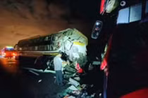 Nguyên nhân tai nạn hai xe khách trên cao tốc khiến 3 người tử vong