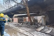 Vụ cháy bãi xe dưới cầu Vĩnh Tuy: Loại trừ nguyên nhân phóng hỏa