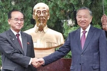 Tổng bí thư dự lễ khánh thành tượng Chủ tịch Hồ Chí Minh tại Đại sứ quán Việt Nam ở Triều Tiên