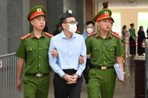 Xét xử vụ án FLC: Cựu Phó Tổng giám đốc HoSE tốt nghiệp thạc sĩ Harvard xin giảm án