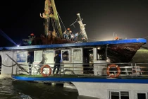 Tàu Vịnh Xanh 58 khi được trục vớt. Ảnh: VGP.