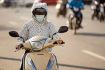 Cảnh báo nắng nóng diện rộng trước kỳ nghỉ lễ 30/4 - 1/5