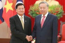 Tổng bí thư Tô Lâm tiếp Tổng bí thư, Chủ tịch nước Lào nhân dịp Lễ mở ký Công ước Hà Nội