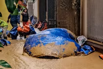 Di dời khẩn cấp 11 nhà dân vì lún vượt cảnh báo do đào hầm metro Nhổn – ga Hà Nội