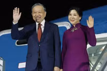 Tổng bí thư Tô Lâm và phu nhân bắt đầu chuyến thăm chính thức Bulgaria