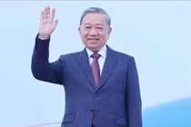 Tổng bí thư Tô Lâm bắt đầu chuyến thăm Triều Tiên