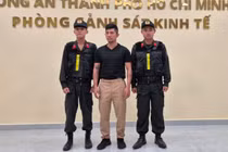 Bắt ca sĩ Lương Bằng Quang và một đối tượng liên quan vụ Ngân 98