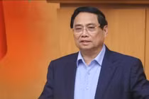 Thủ tướng: Thiên tai, bão lũ liên tiếp kéo dài ảnh hưởng nặng nề đến người dân