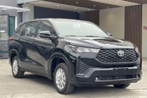 Toyota Innova Cross ra mắt bản 'giá rẻ' 730 triệu đồng, cạnh tranh VinFast Limo Green