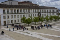 Coimbra, ngôi trường ĐH lâu đời nhất ở Bồ Đào Nha (Ảnh: Newsweek)