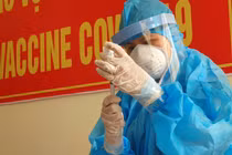 Đà Nẵng triển khai tiêm vaccine COVID-19 đối với các đối tượng có nguy cơ cao