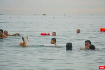 Từ 0h ngày 30/9, người dân Đà Nẵng được đi tắm biển hàng ngày theo khung giờ