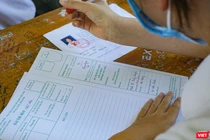 Thí sinh làm bài thi tại kỳ thi lớp 10 THPT năm học 2021-2022 ở Đà Nẵng