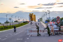 Lực lượng công an, quân đội thiết lập điểm kiểm soát phòng dịch COVID-19 tại Đà Nẵng