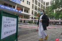 Sáng ngày 22/11, học sinh lớp 12 ở các trường THPT trên địa bàn TP Đà Nẵng đã trở lại lớp học