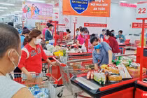 Hoạt động bình thường tại trung tâm thương mại trên địa bàn TP Đà Nẵng.