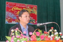 Ông Lê Trí Thanh - Chủ tịch UBND tỉnh Quảng Nam tại buổi trò chuyện với hàng trăm học viên tại Trung tâm Cai nghiện ma túy tỉnh Quảng Nam.