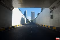 Trung tâm hành chính TP Đà Nẵng nhìn từ hầm chui phía tây cầu Sông Hàn