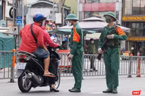 Sáng ngày 23/8, lực lượng kiểm soát quân sự đã có mặt tại các chốt kiểm soát trên địa bàn TP HCM để làm nhiệm vụ