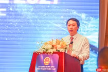 Thứ trưởng Bộ TT&TT Nguyễn Huy Dũng phát biểu tại sự kiện khai mạc Tuần lễ Chuyển đổi số - Huế 2021 mang chủ đề “Cơ hội và Thách thức"diễn ra ngày 27/4.