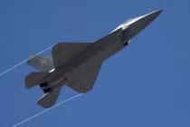 Máy bay chiến đấu tàng hình J-35A bay biểu diễn (Ảnh: Singtao).