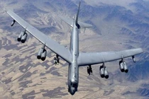 Bộ trưởng Quốc phòng Nga cáo buộc Mỹ cho máy bay B-52 luyện tập tấn công hạt nhân ngay sát biên giới Nga (Ảnh: Đông Phương).