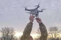 Hãng sản xuất máy bay không người lái DJI bị cáo buộc mở tính năng AeroScope cho Nga sử dụng trong cuộc chiến chống lại Ukraine (Ảnh: 6parrk).