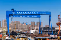 Nhà máy đóng tàu Đại Liên, một trong những cơ sở đóng tàu lớn của Trung Quốc (Ảnh: Chinatimes)