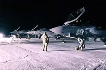 Máy bay chiến đấu tàng hình F-35A được Mỹ triển khai tới căn cứ Pituffik. Ảnh: Ifeng.